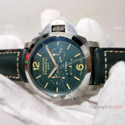 Replica Panerai Luminor Green Dial Green Leather Strap Watch Men